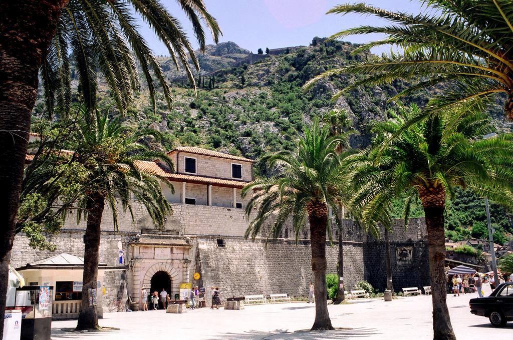 Apartments Kotor Old Town ภายนอก รูปภาพ